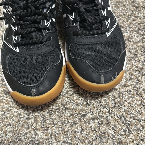 ASICS Women’s Volleyball Shoes Size 8 - Picture 5 of 5